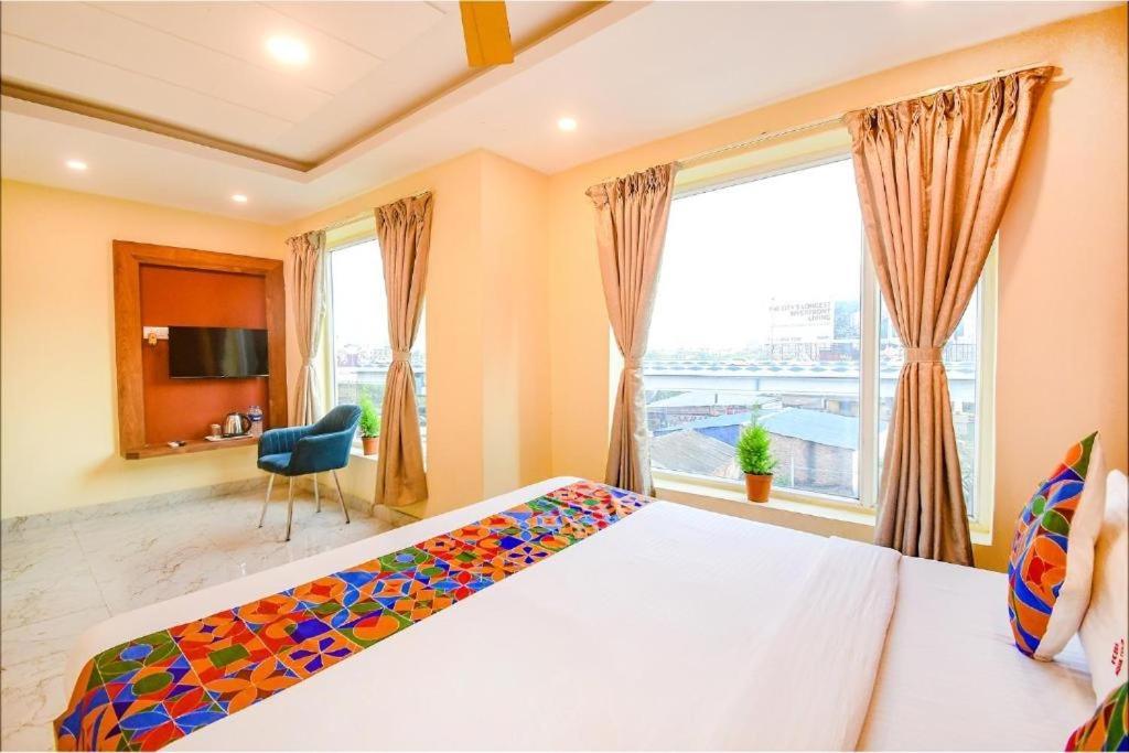 Hotel Aqua Tulip Calcutta  Esterno foto