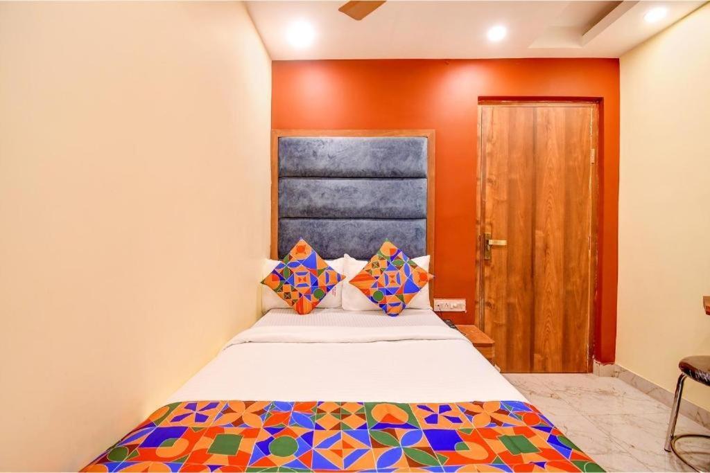 Hotel Aqua Tulip Calcutta  Esterno foto